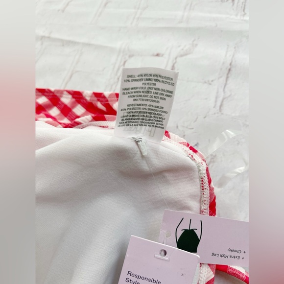 Wild fable NWT red gingham halter one piece swimsuit XS - Picture 7 of 10